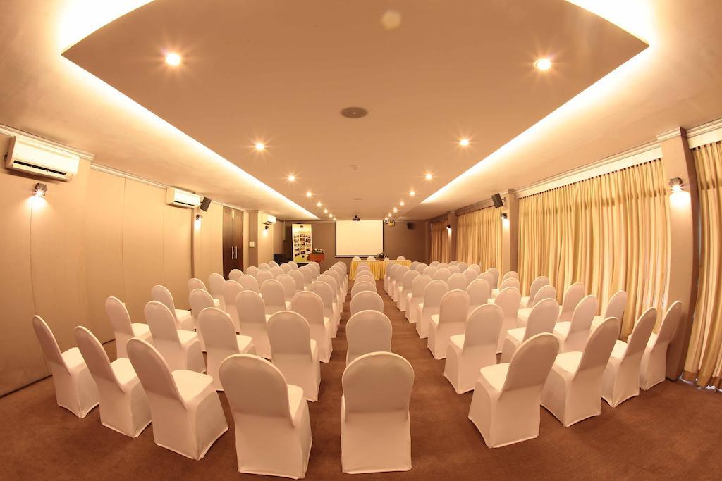 Grand Udawalawe Safari Resort Eksteriør billede