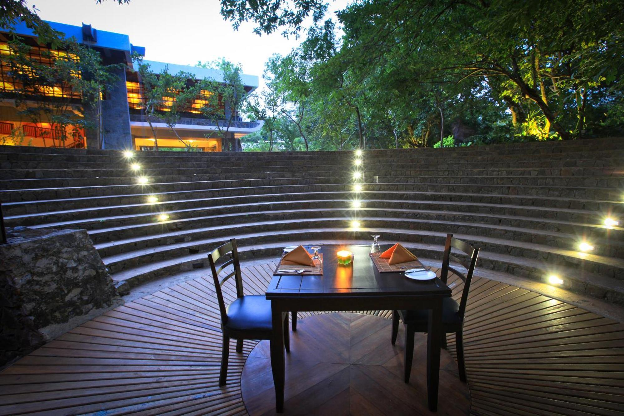 Grand Udawalawe Safari Resort Eksteriør billede